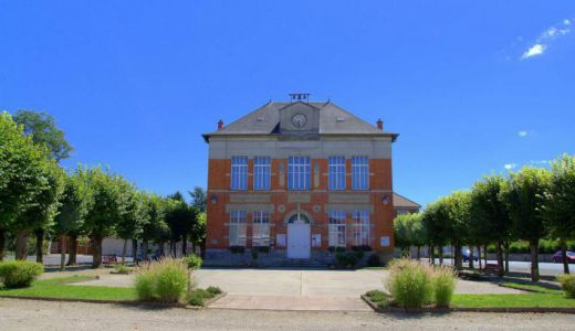 Vue d'ensemble de la mairie